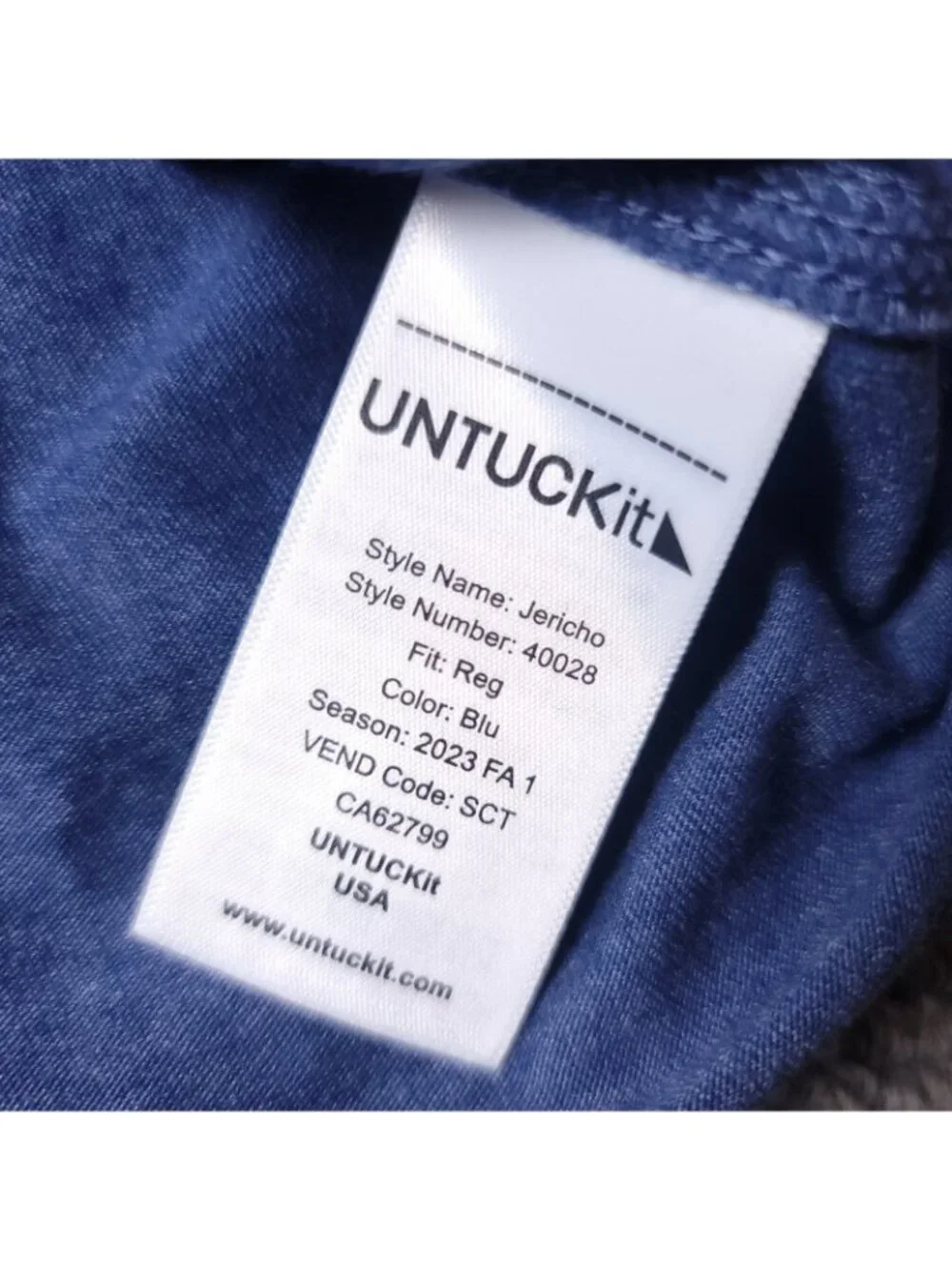 UNTUCKit Jericho Shirt Mens L Large  Blue Button Short Sleeve Cotton Polyester
